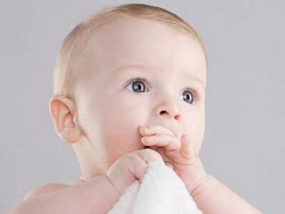 樱桃视频色版APP下载专家谈孩子吃手的应对措施 樱桃视频色版APP下载专家谈孩子吃手的应对措施