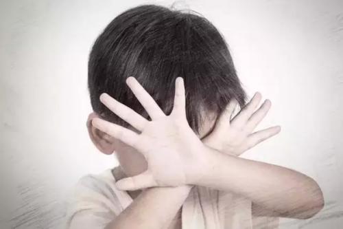 小孩子缺乏什么样的微量元素会导致白斑发生了小孩子白斑病就可以治愈 小孩子缺乏什么样的微量元素会导致白斑发生了小孩子白斑病就可以治愈